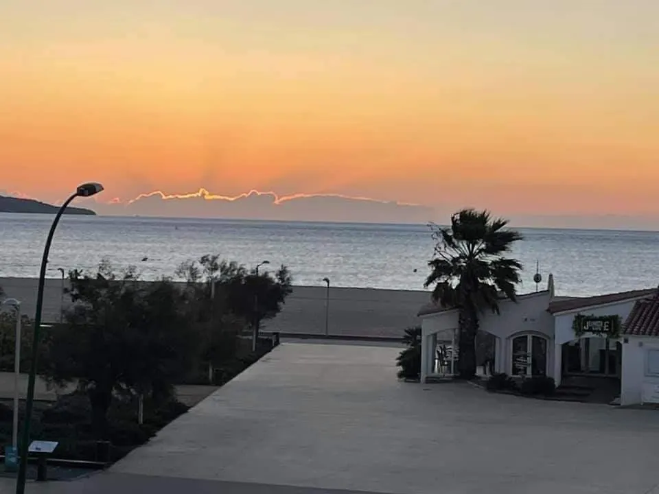 Appartement 4 A 6 Pers Premiere Ligne De La Mer Empuriabrava 0*,